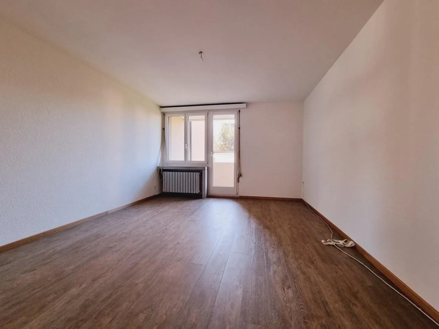 Apartment seeks tenant - Photo 3 of 8