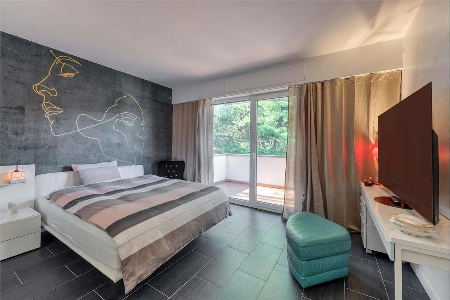 Helles Dachgeschoß mit 4 Zimmern und Seeblick in Paradiso - Foto 9 von 12