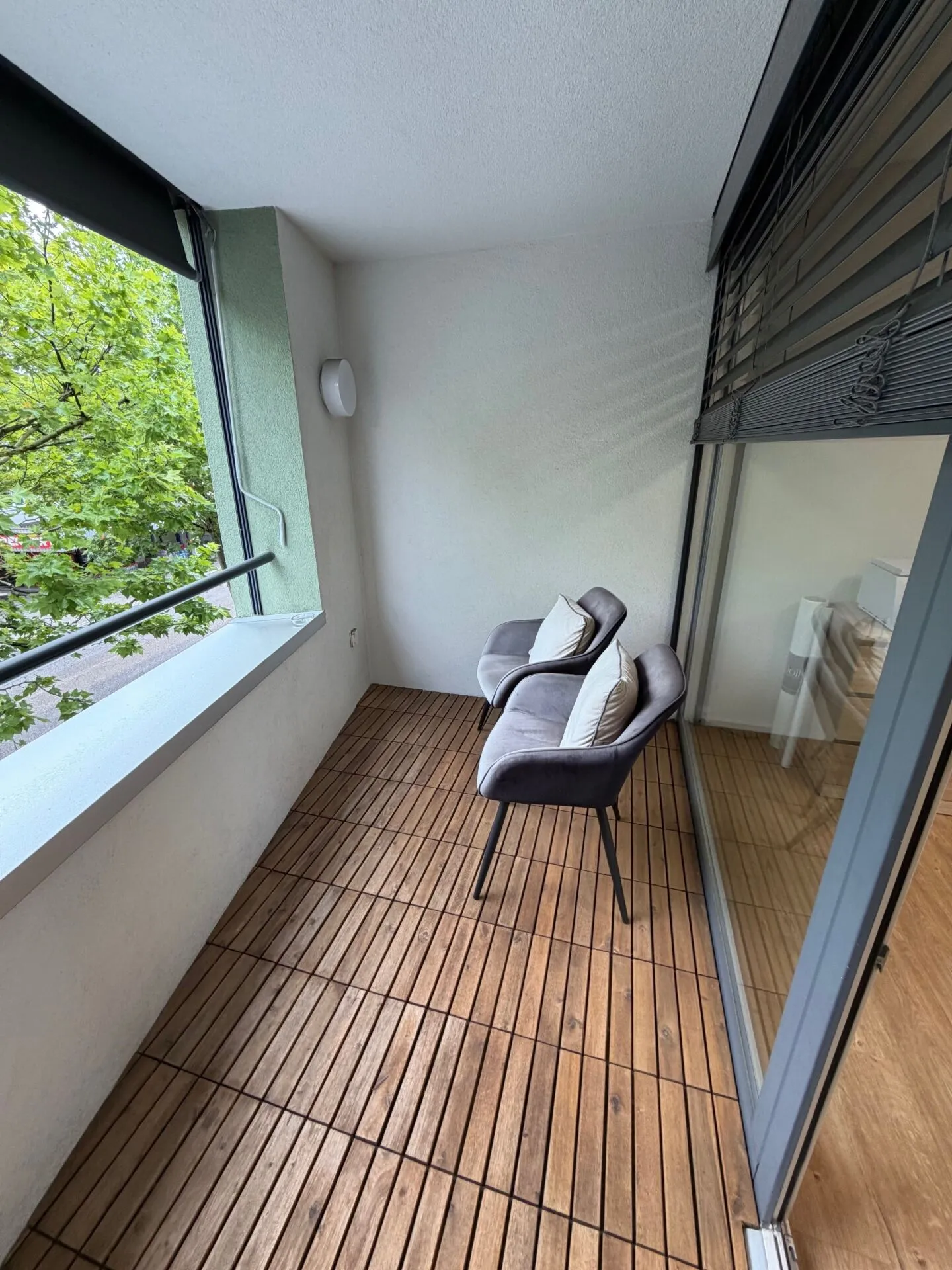 Top Location Rüti: Representative Space for Cosmetic Studio, Massage Practice or Office - Photo 6 of 7