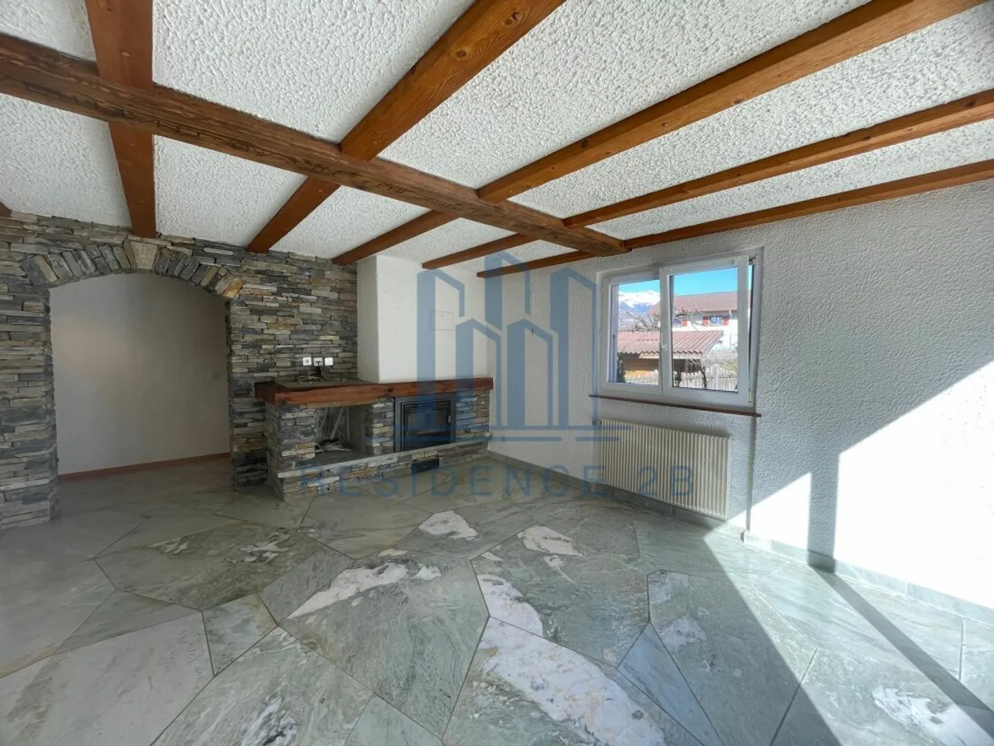 A Grône (7 min Sion), Piano terra attraversante 3,5 stanze - Foto 3 di 14