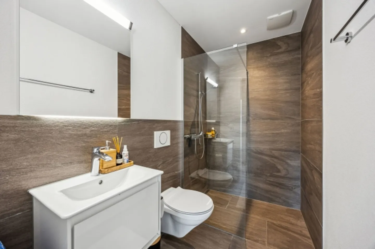 Modern 3.5-room apartment in a central location in Menziken - Photo 10 of 13