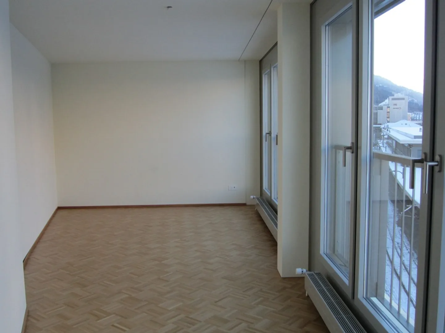 Qui termina la tua ricerca di appartamento!! Vivere in piazza della stazione a Chur - Foto 6 di 6