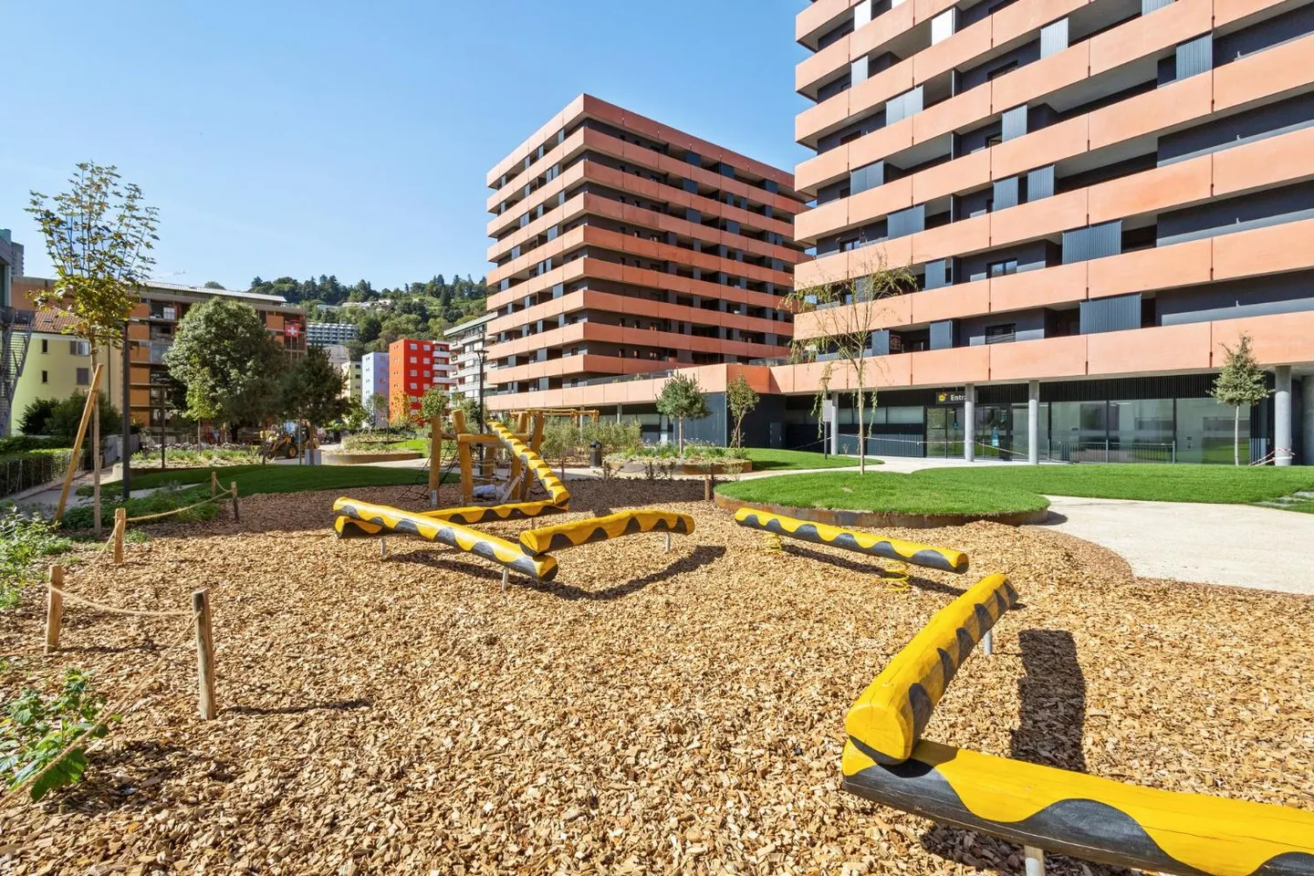 Appartement moderne avec terrasse - Photo 1 sur 7