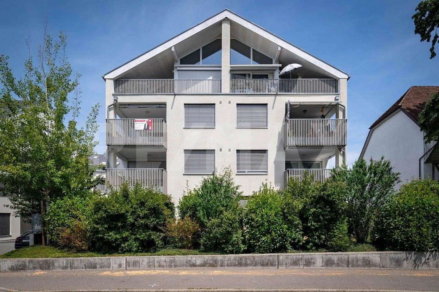Deux côtés ensoleillés, un foyer – Votre nouvel appartement de 4,5 pièces à Fa... - Photo 1 sur 13