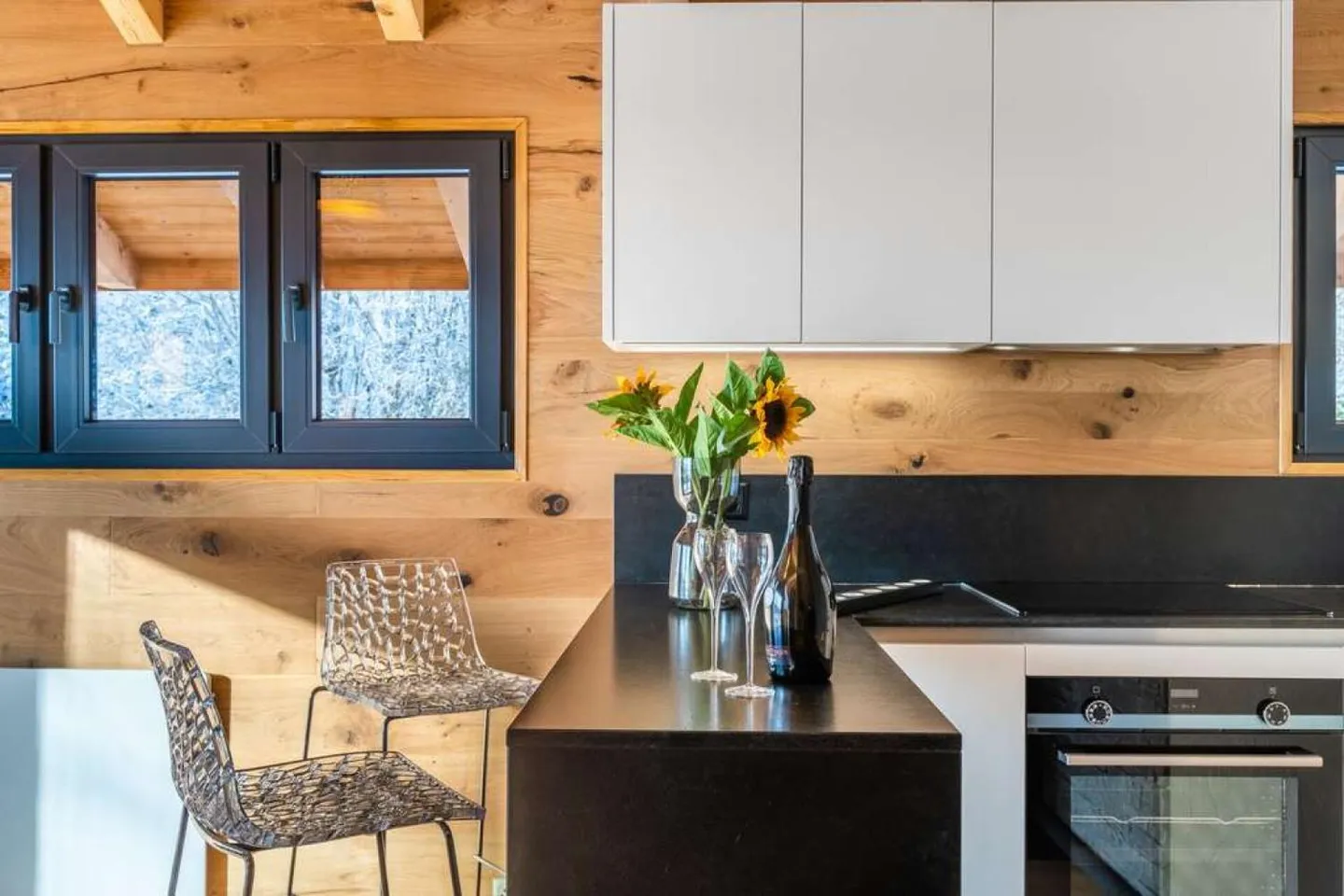 The Chalet You Dream Of - Photo 3 of 12