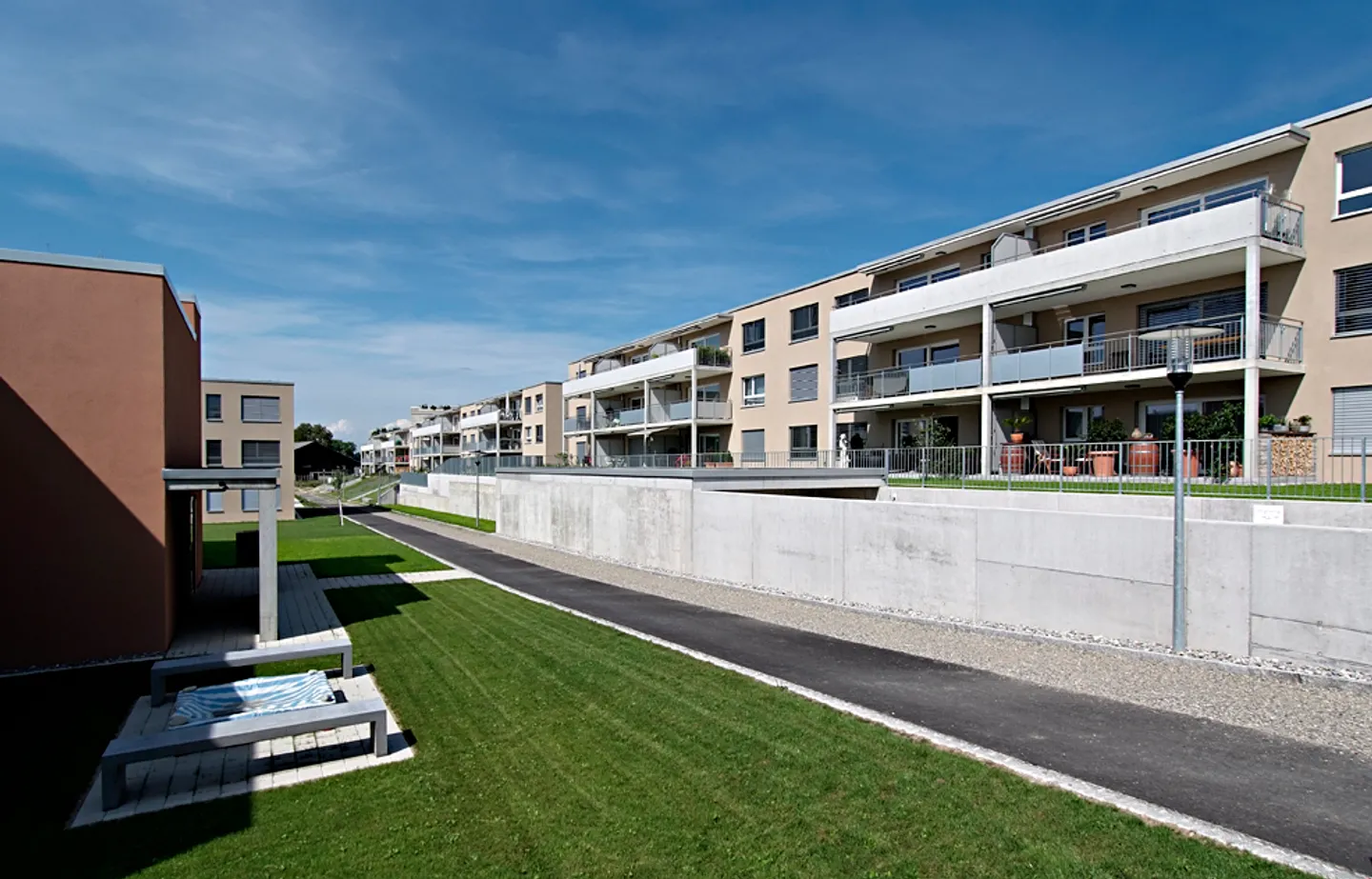Moderne Wohnung in grüner Umgebung - Foto 1 von 7