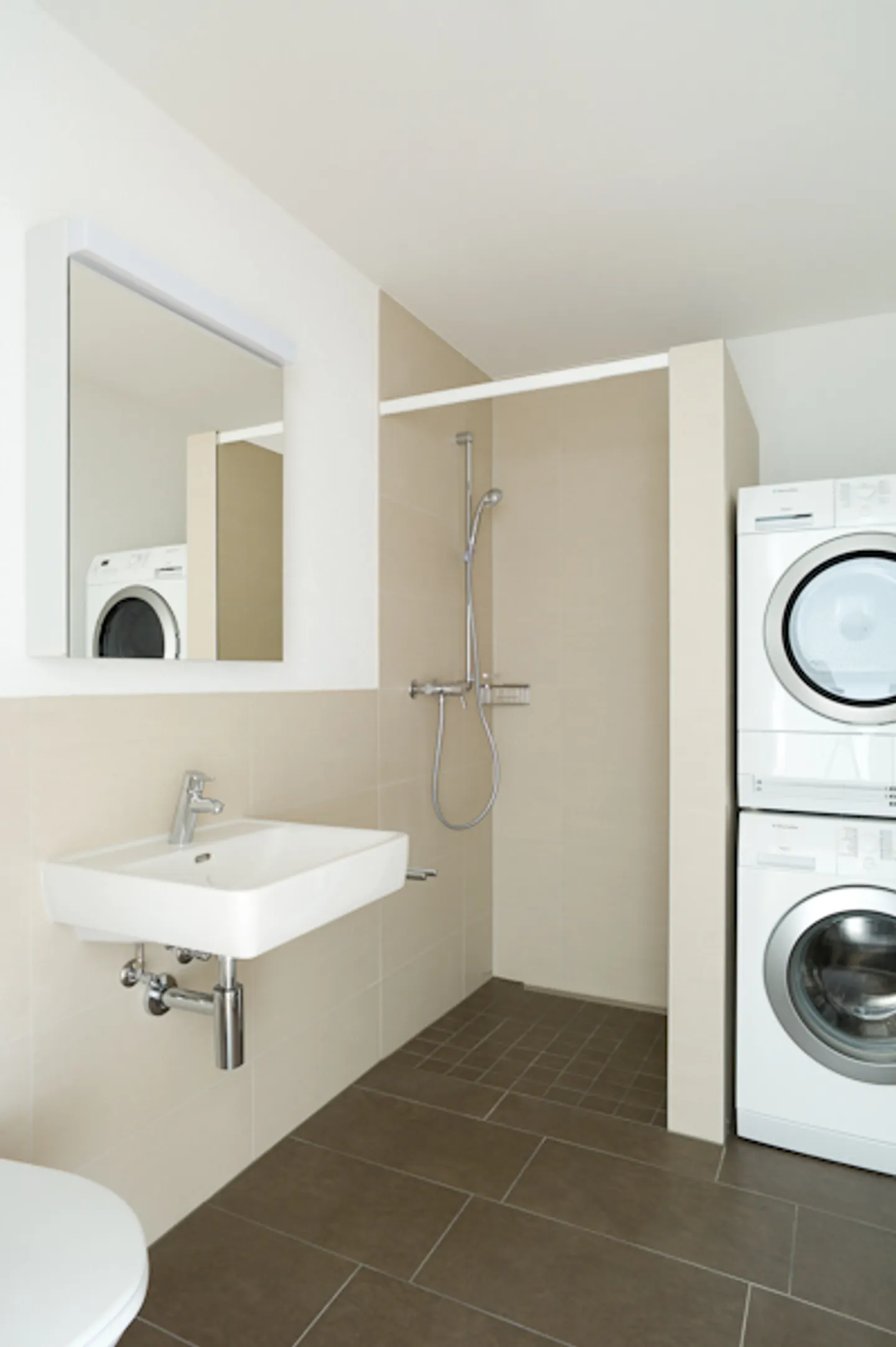 Moderne Wohnung in grüner Umgebung - Foto 4 von 7