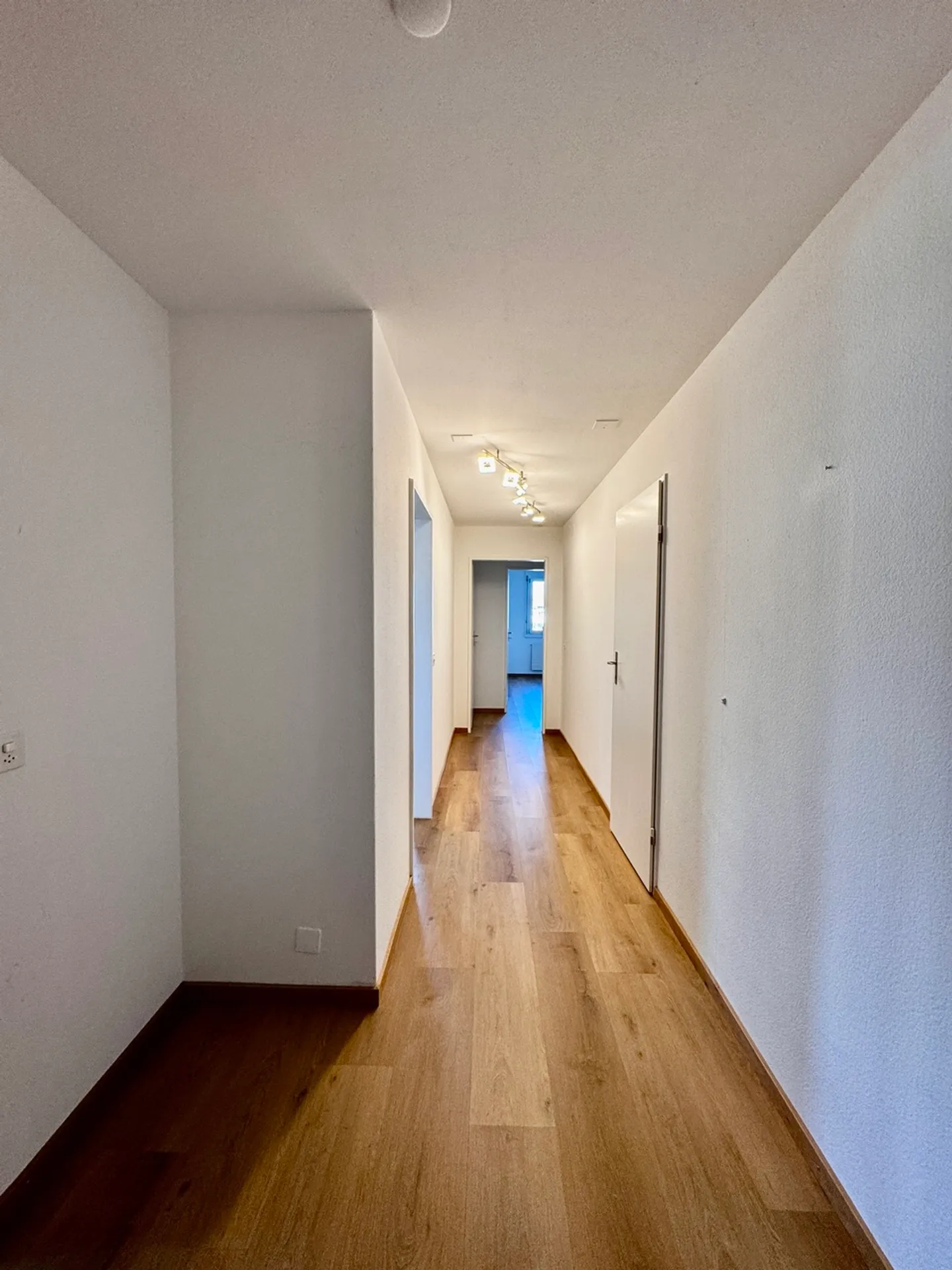 Modern 4.5-room apartment in Reinach - central & comfortable - Photo 13 of 13
