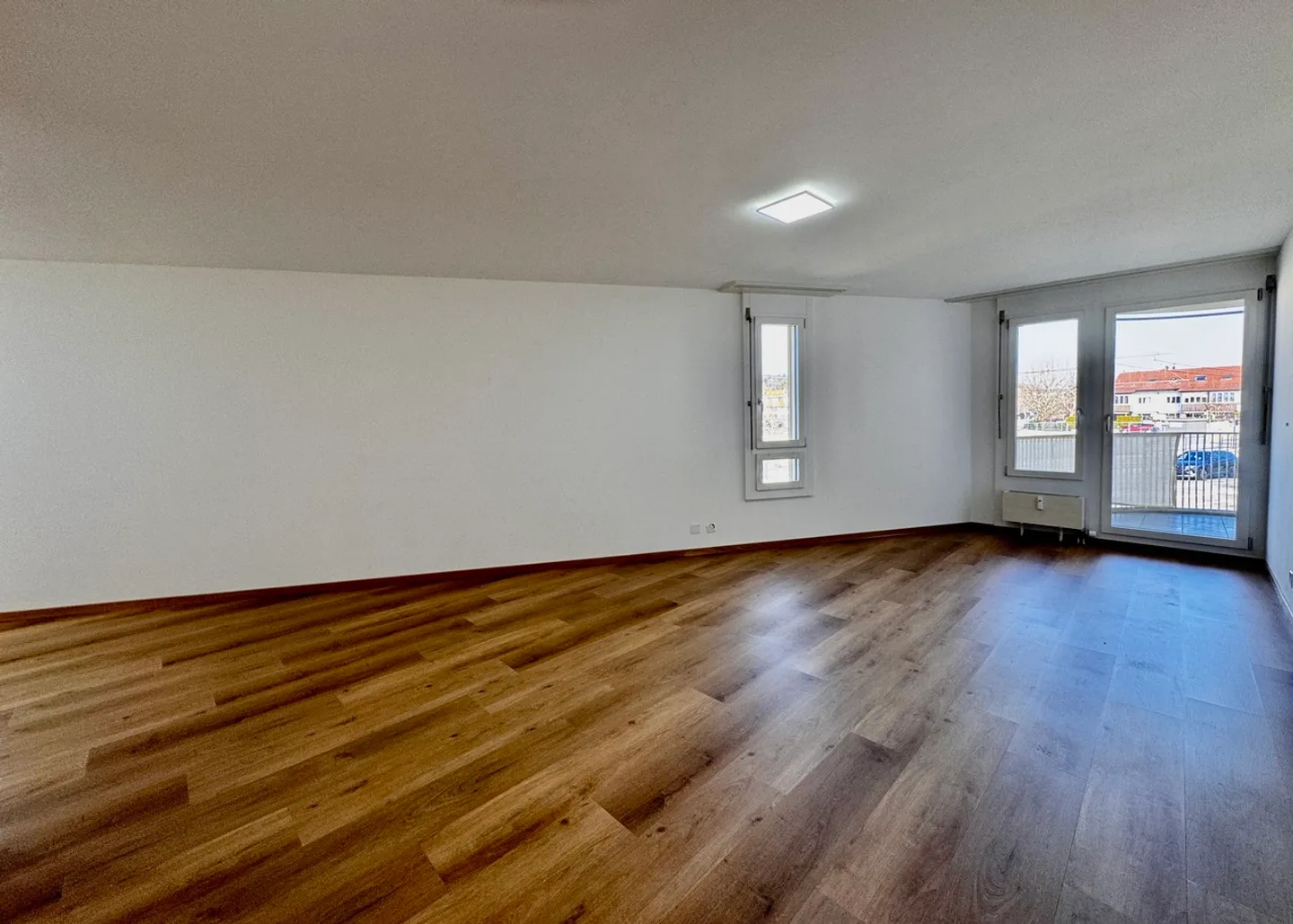 Modern 4.5-room apartment in Reinach - central & comfortable - Photo 4 of 13