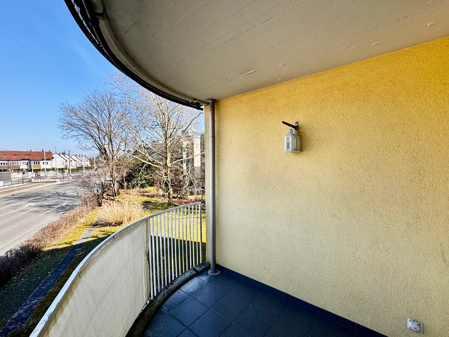 Modern 4.5-room apartment in Reinach - central & comfortable - Photo 5 of 13