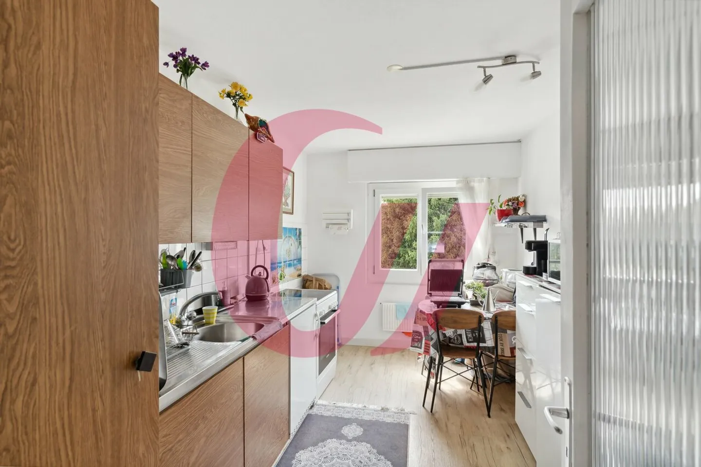 Appartement de 3 pièces au centre de Bulle ! - Foto 3 von 10