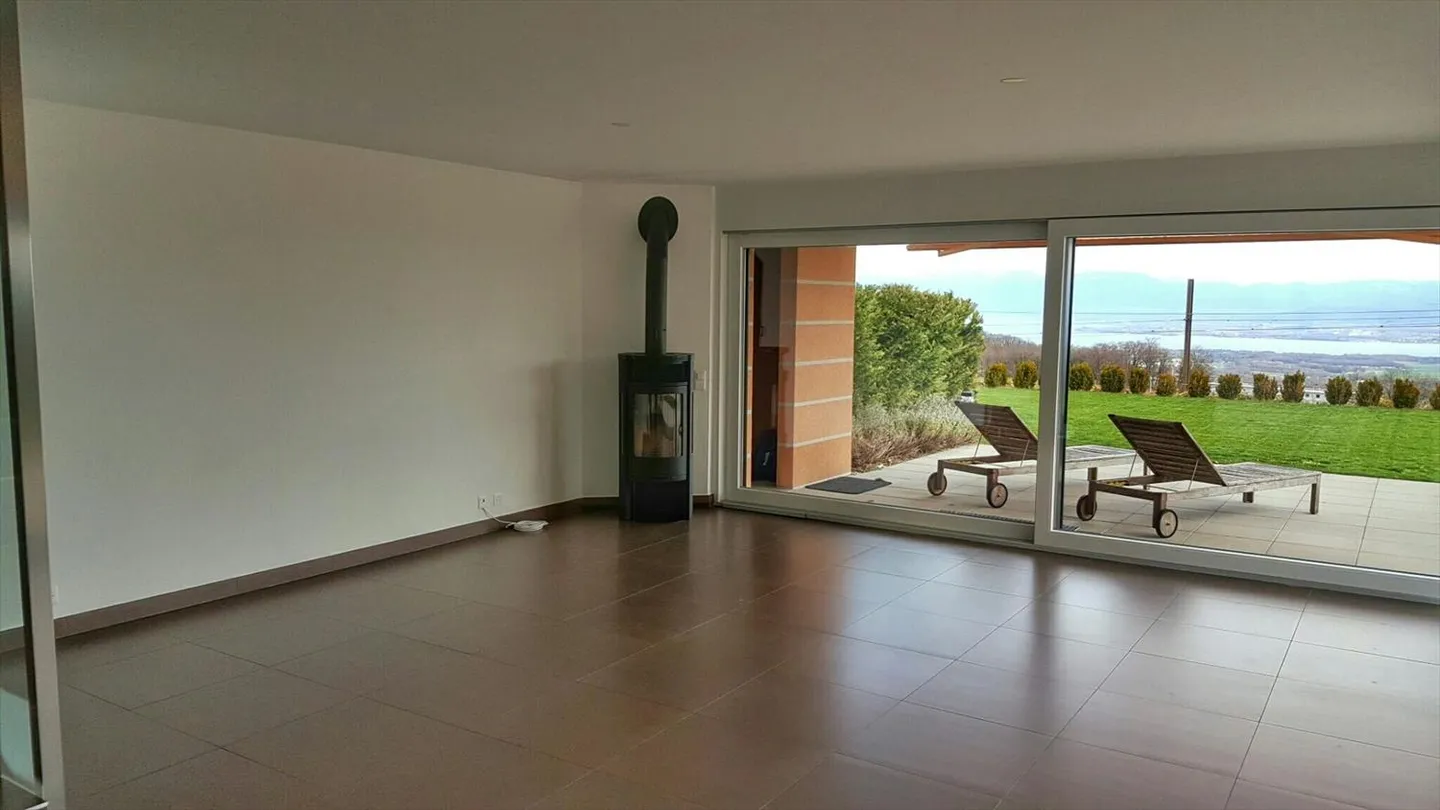 Semi-Detached House 5.5 Rooms - Photo 4 of 10