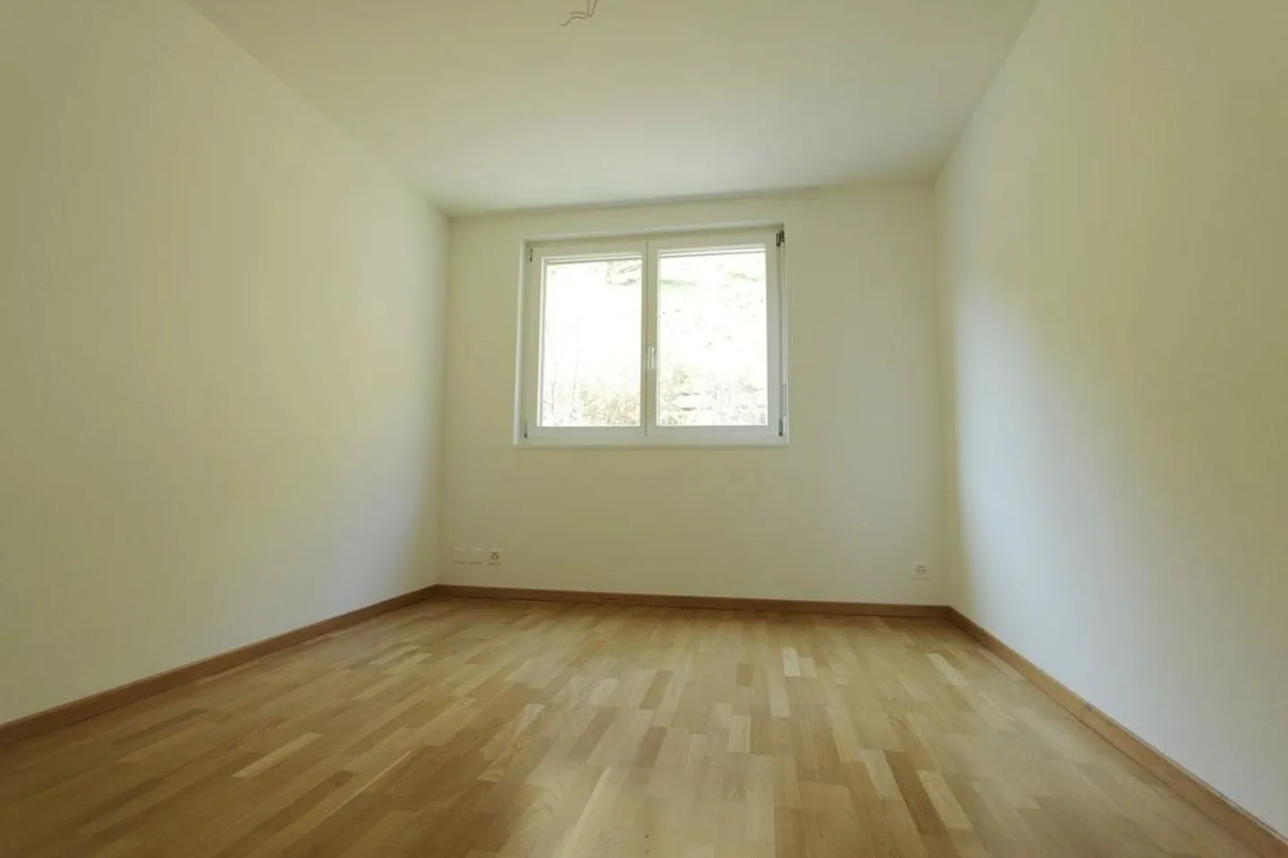 Helle Wohnung mit Balkon - Foto 3 von 11