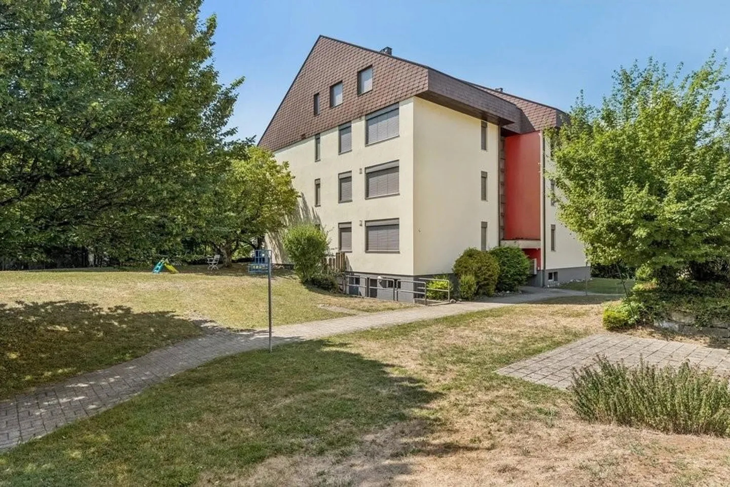 Appartement dans un quartier calme ! - Photo 1 sur 10