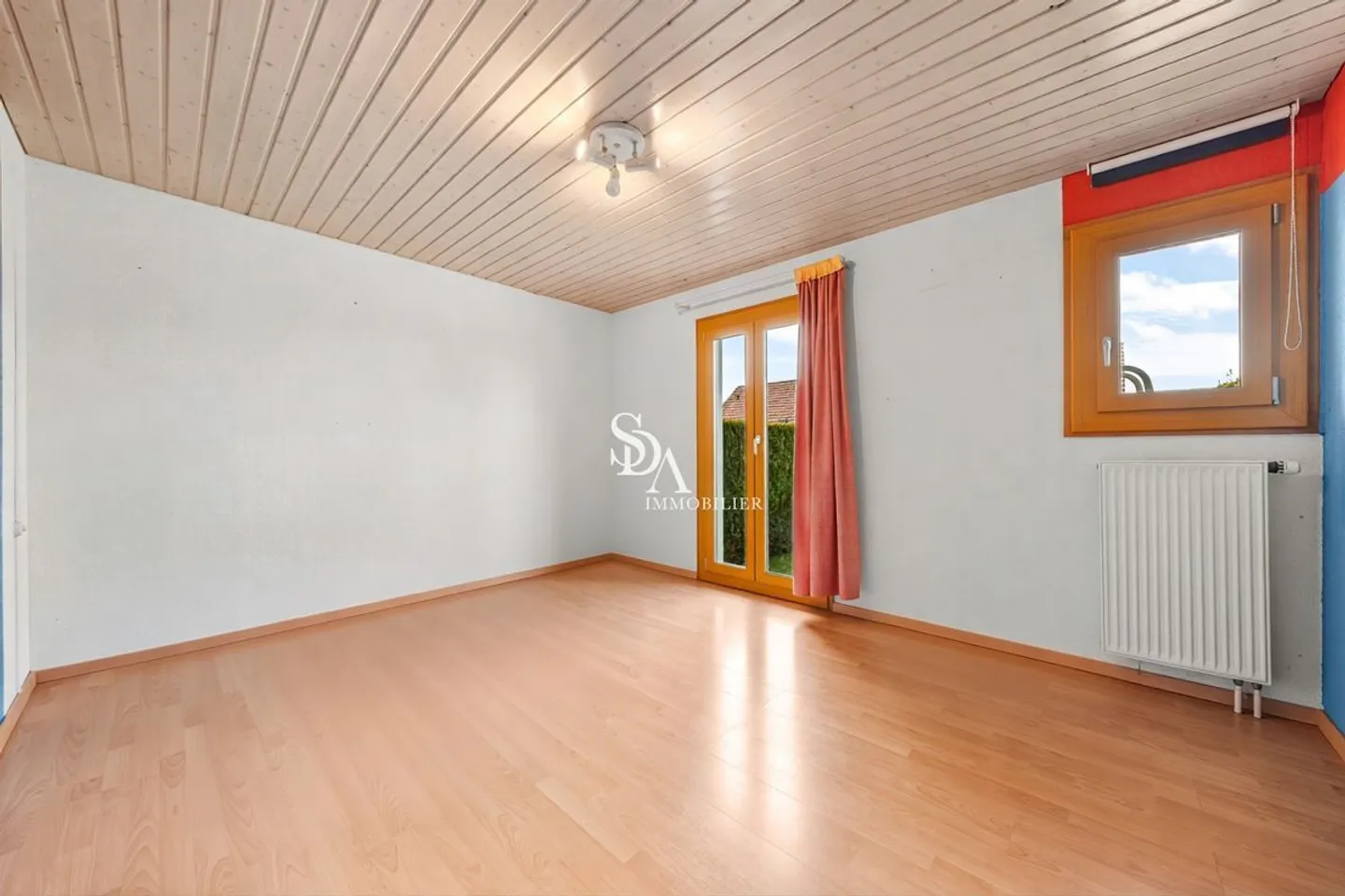 Individual villa with large and beautiful volumes in Blonay - Photo 10 of 13