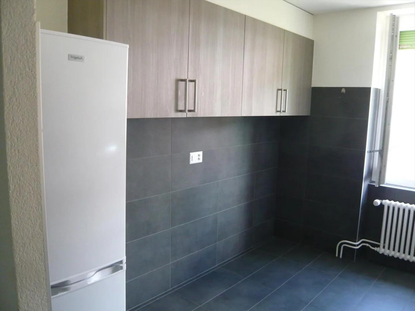 3.5 Room Apartment - Photo 2 of 13