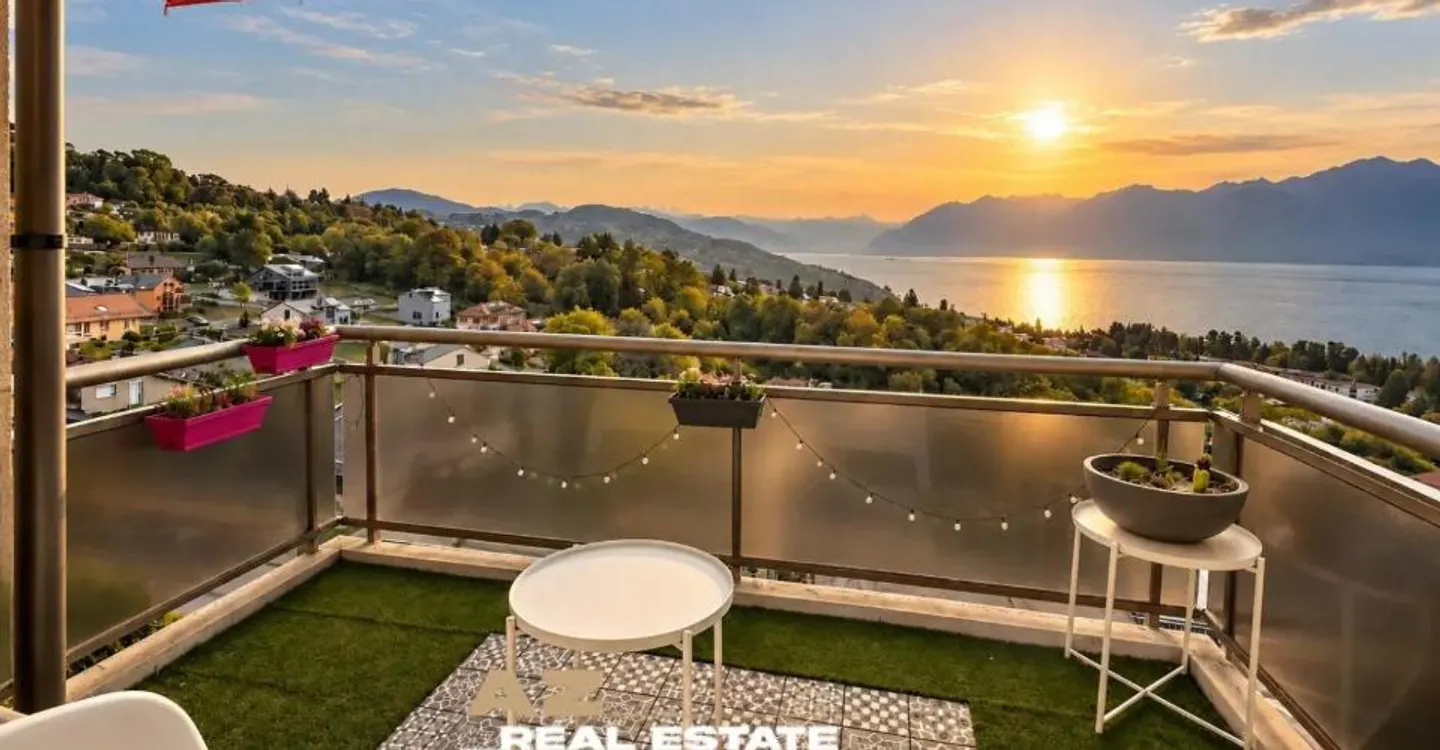 Panoramablick auf den Genfersee für diese 3,5-Zimmer-Wohnung in Belmont-sur-Lausanne - Foto 1 von 13
