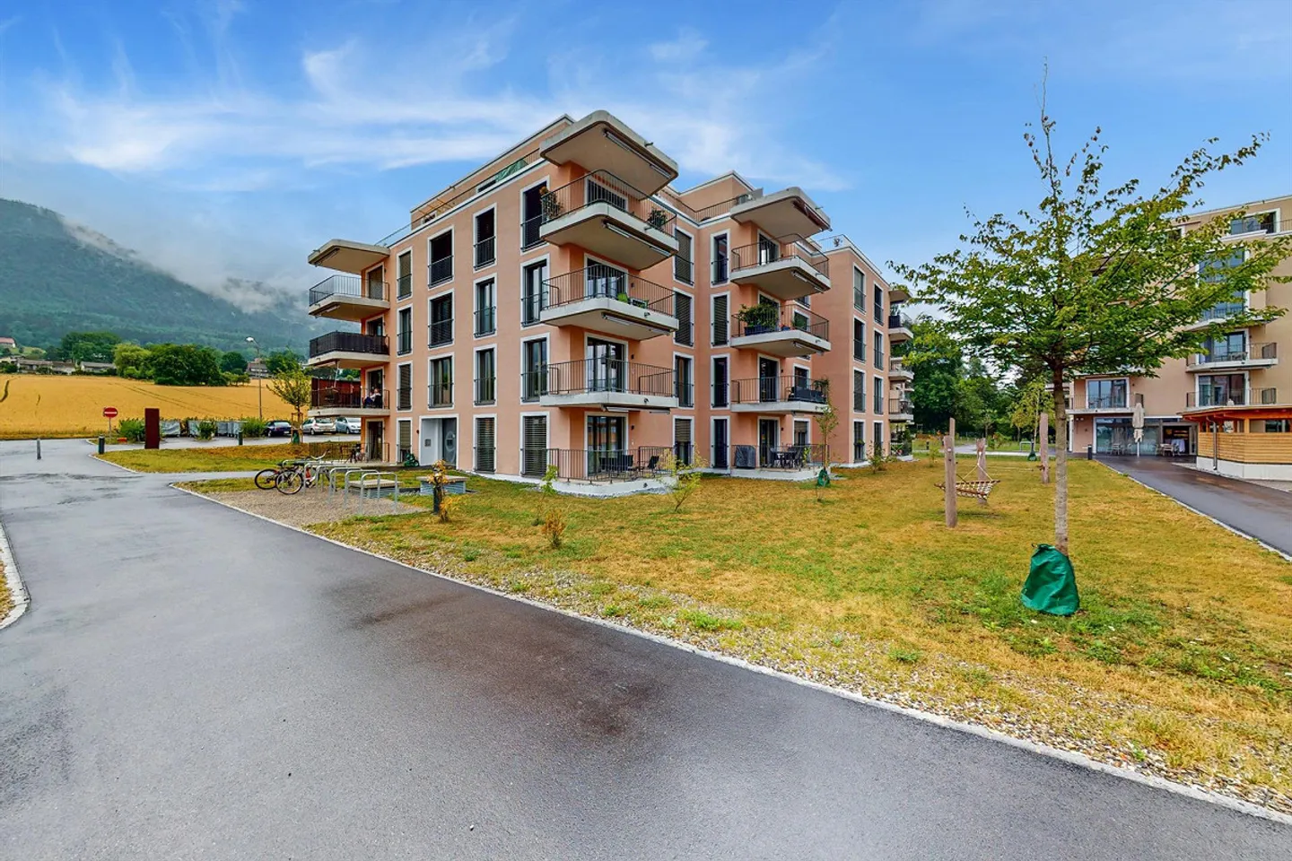 Bright apartment with a view in Sunnepark Grenchen! - Photo 1 of 10