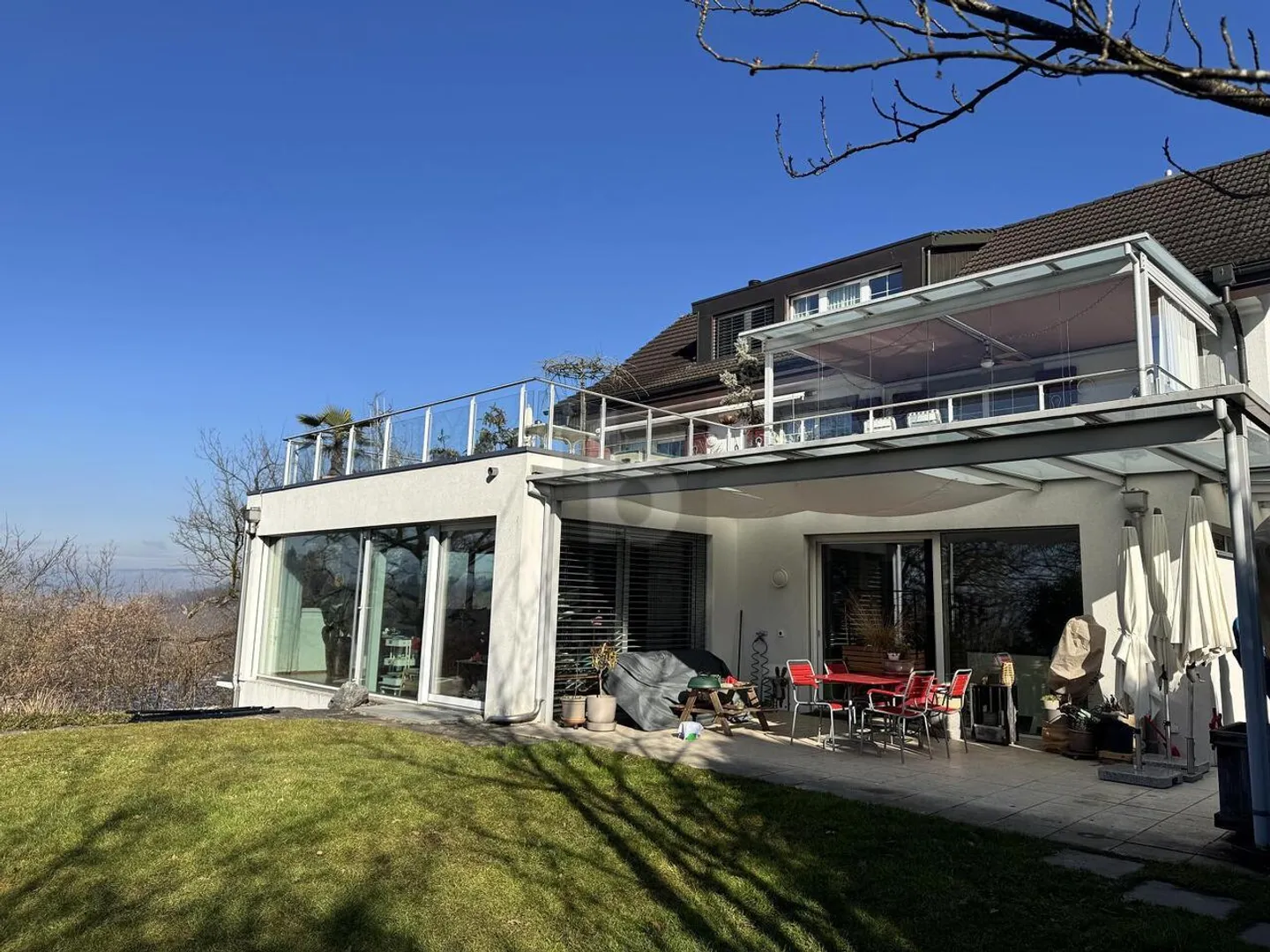 EXCLUSIF ET MODERNE AU COEUR DE LA VILLE - Photo 1 sur 6