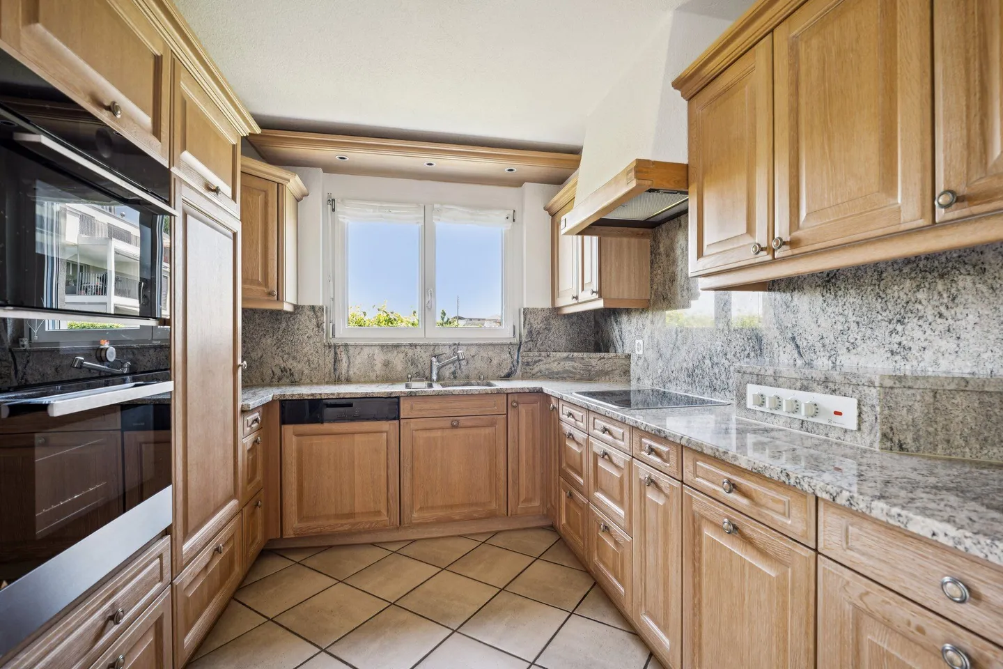 Move in, feel good - Photo 9 of 22