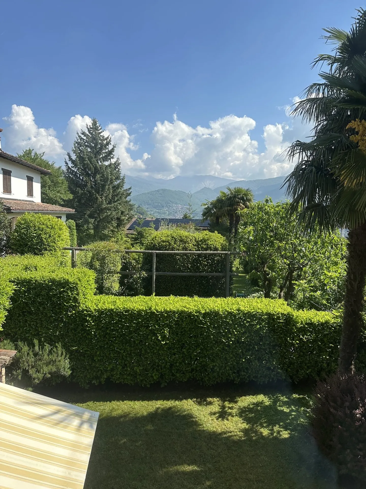 PORZA
Casetta unifamiliare 4 locali con giardino - Foto 3 di 13