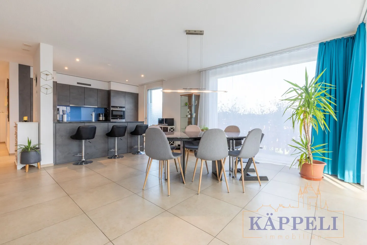 6.5 Zimmer Doppeleinfamilienhaushälfte am Bergblick in Uebeschi - Photo 6 of 16