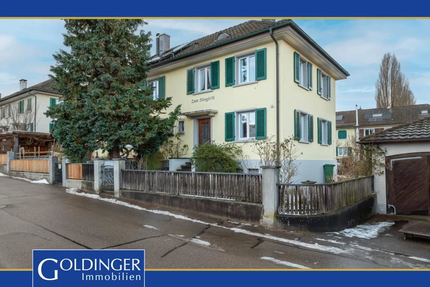 Progettare invece di cercare: Casa bifamiliare in posizione centrale - Foto 1 di 10