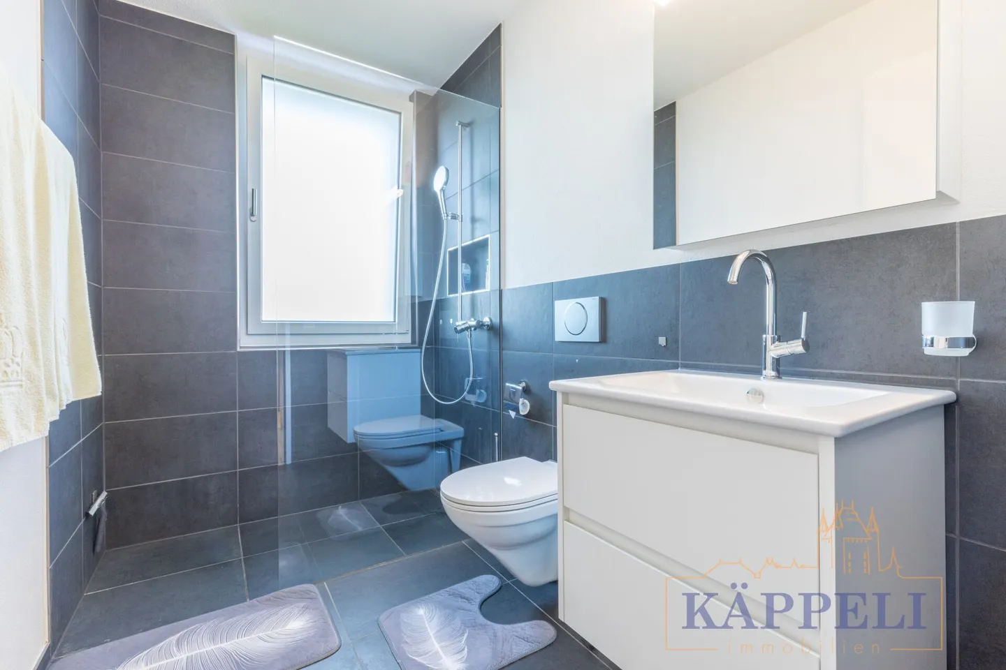 6.5 Zimmer Doppeleinfamilienhaushälfte am Bergblick in Uebeschi - Photo 14 of 16