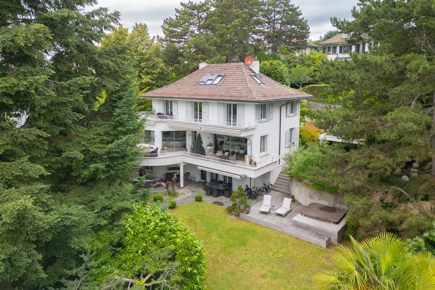 Wunderschöne Villa mit Seeblick - Foto 11 von 12
