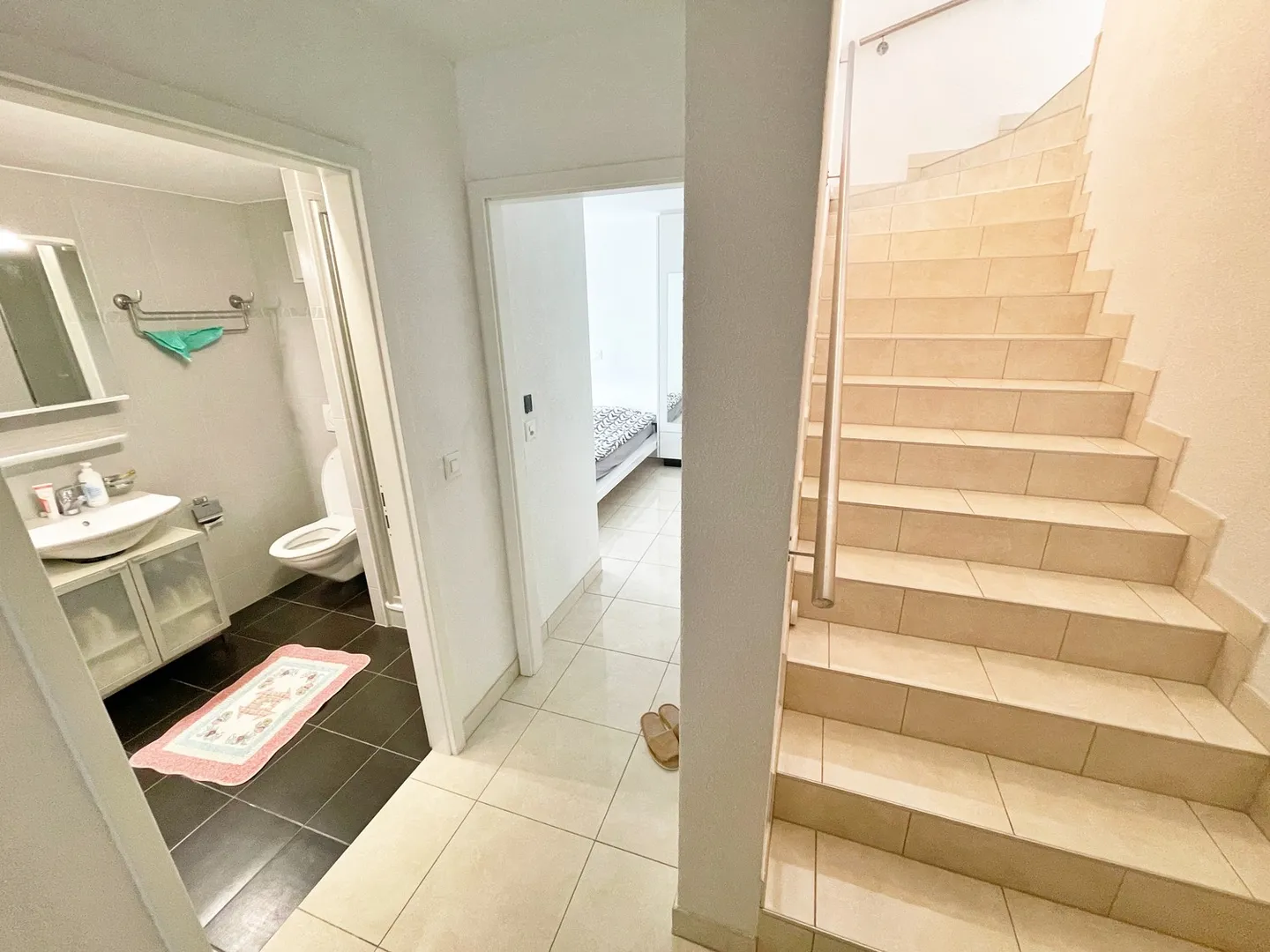 Appartement avec 4,5 pièces dans les combles, Lausanne/Pully - Photo 3 sur 7