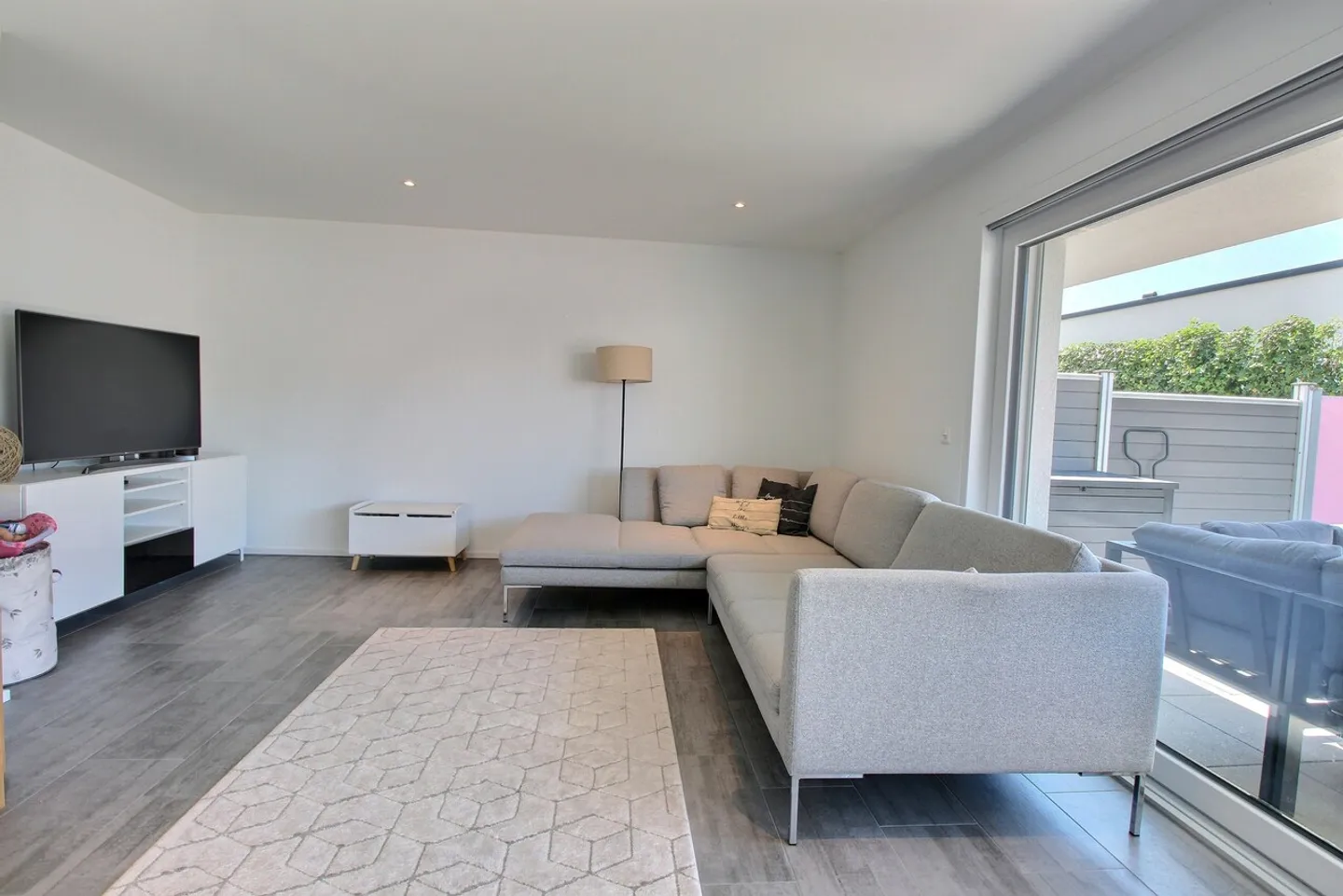 Casa singola in affitto - Foto 4 di 15