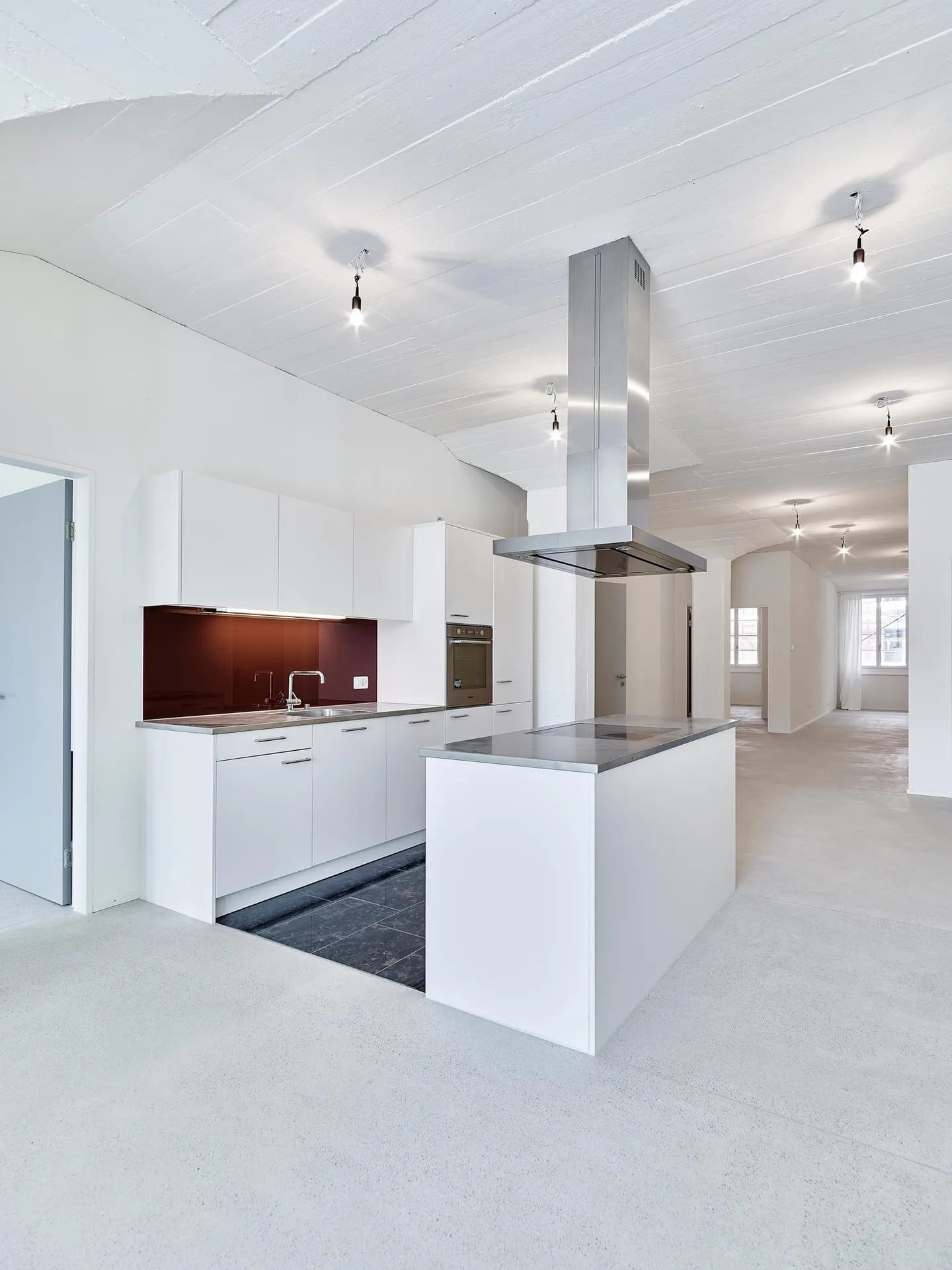 Exclusive 2.5-room apartment with loft ambiance - Photo 5 of 9