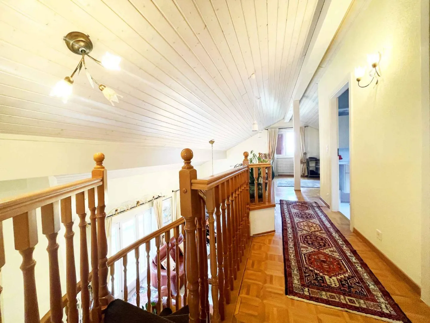 Duplex spazioso con 6,5 stanze in una villa con grande giardino privato e piscina esterna riscaldata - Foto 7 di 10