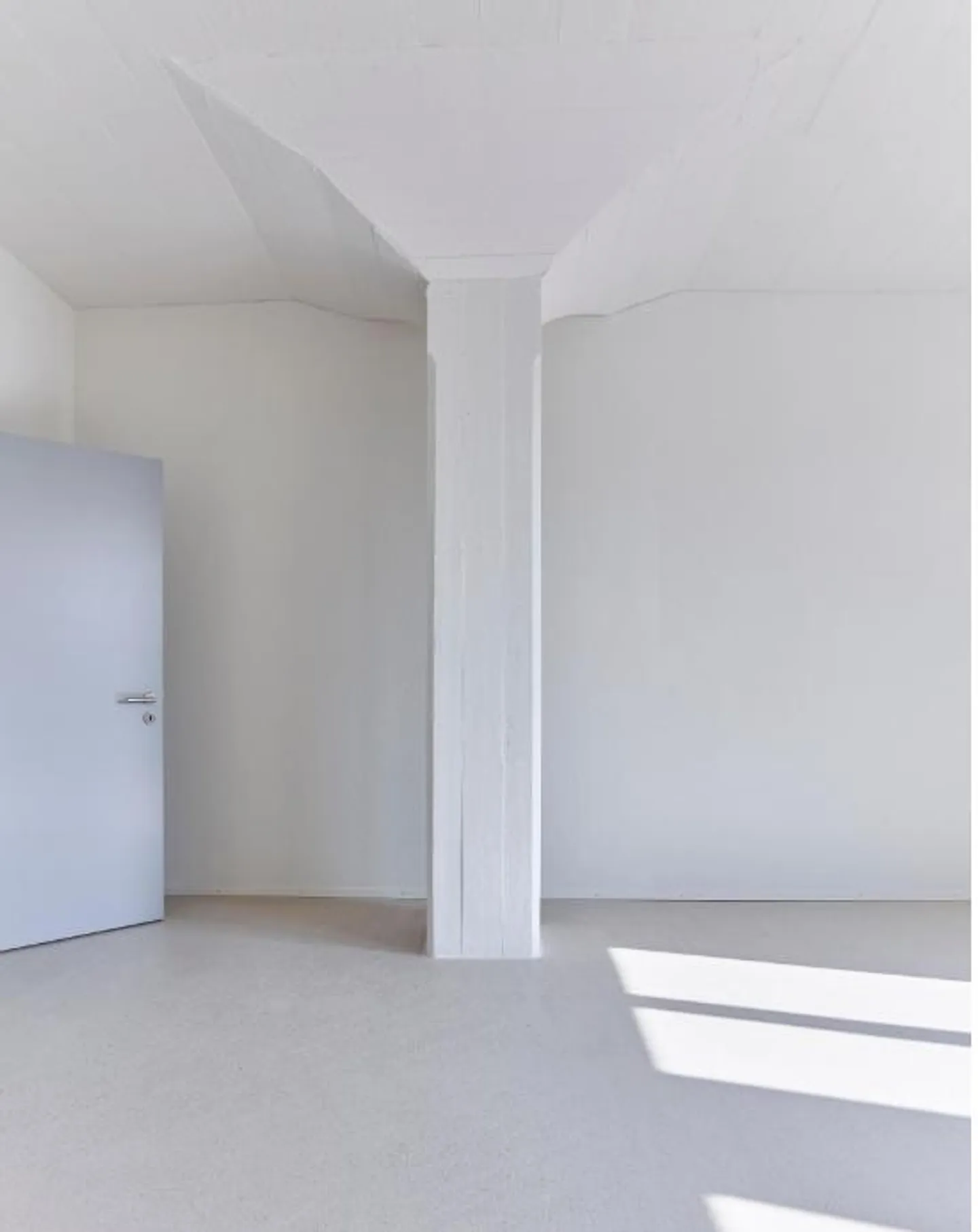 Exclusive 2.5-room apartment with loft ambiance - Photo 6 of 9