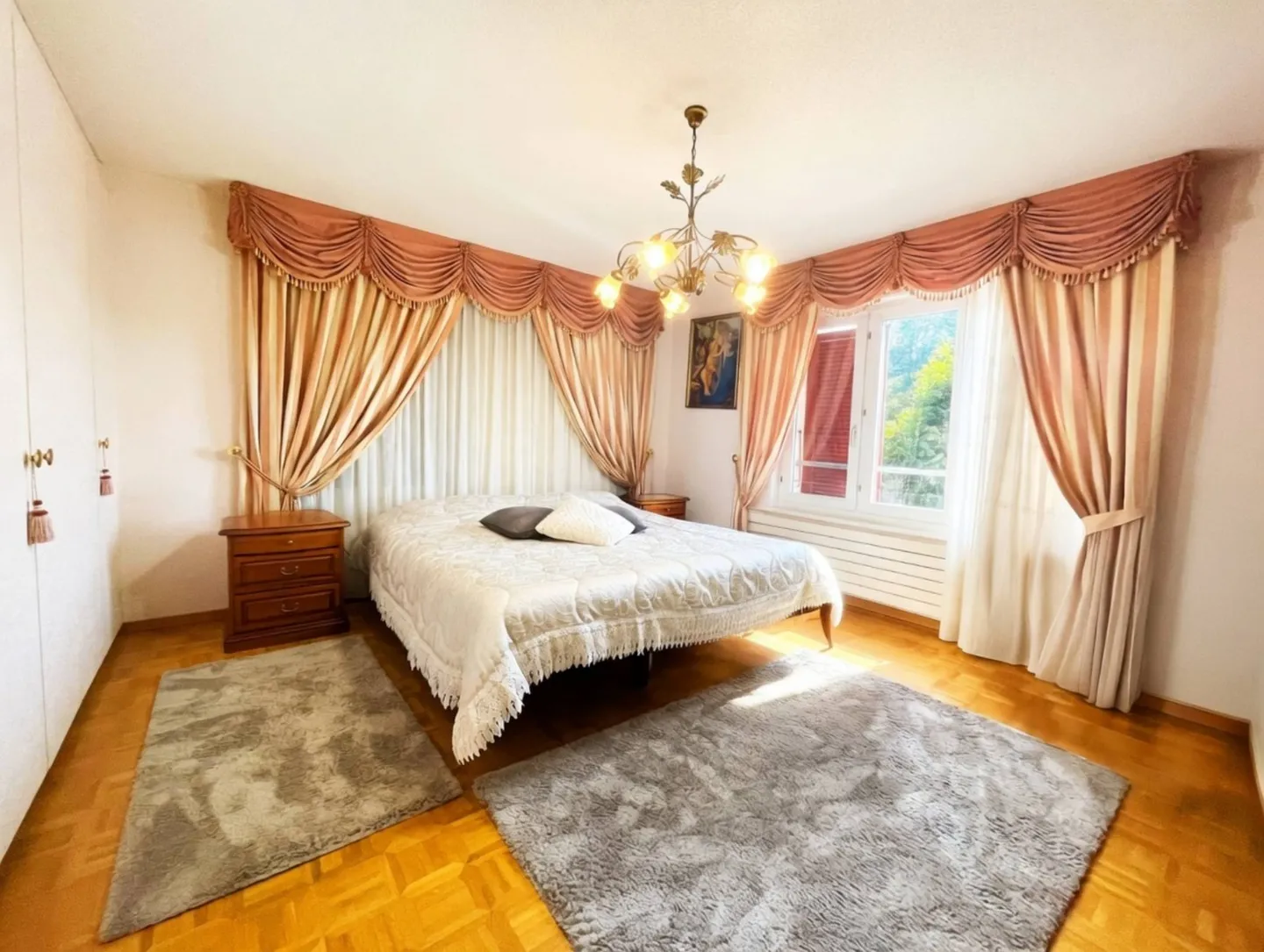 Duplex spazioso con 6,5 stanze in una villa con grande giardino privato e piscina esterna riscaldata - Foto 4 di 10