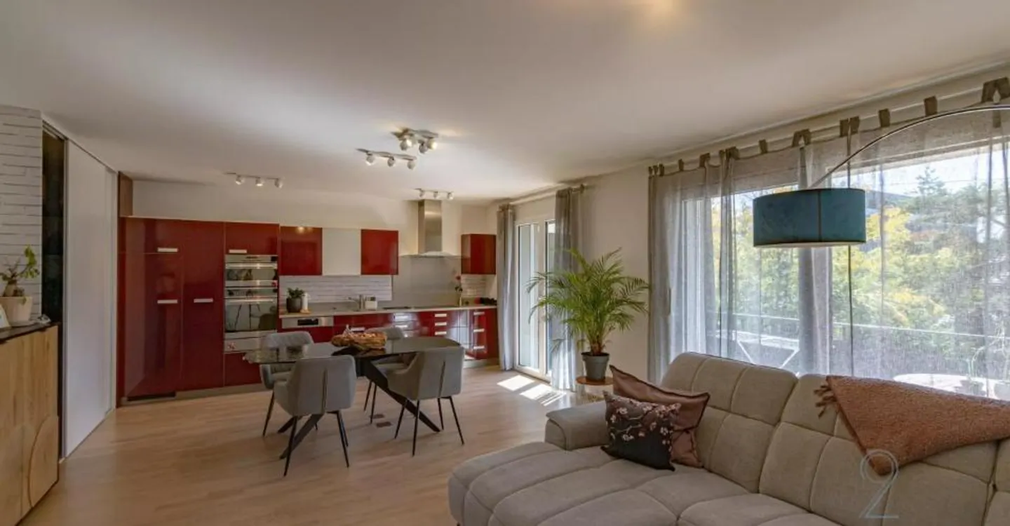 Onex ? 5-room apartment with large balcony, in the heart of amenities - Photo 2 of 7