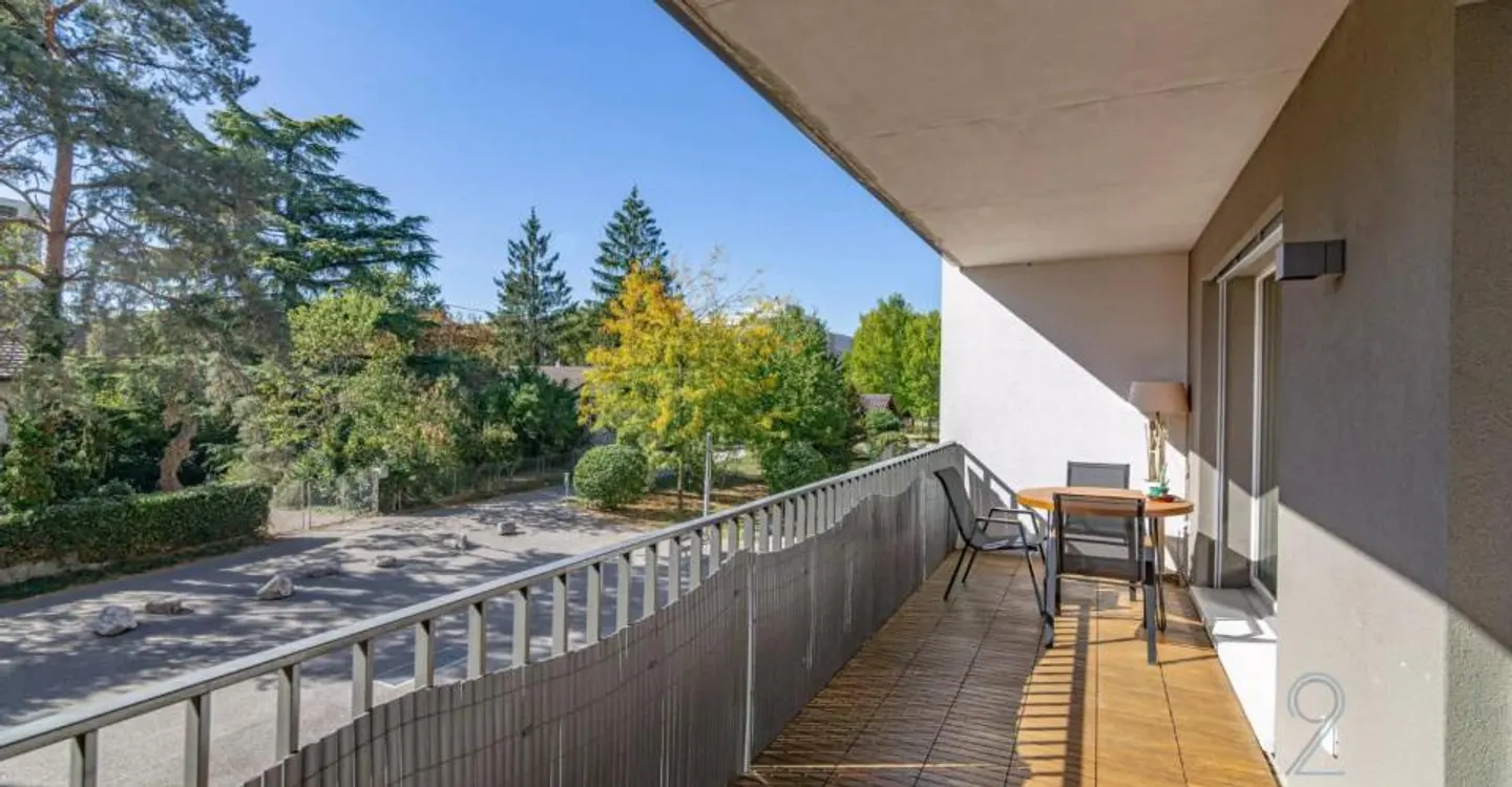 Onex ? 5-room apartment with large balcony, in the heart of amenities - Photo 4 of 7