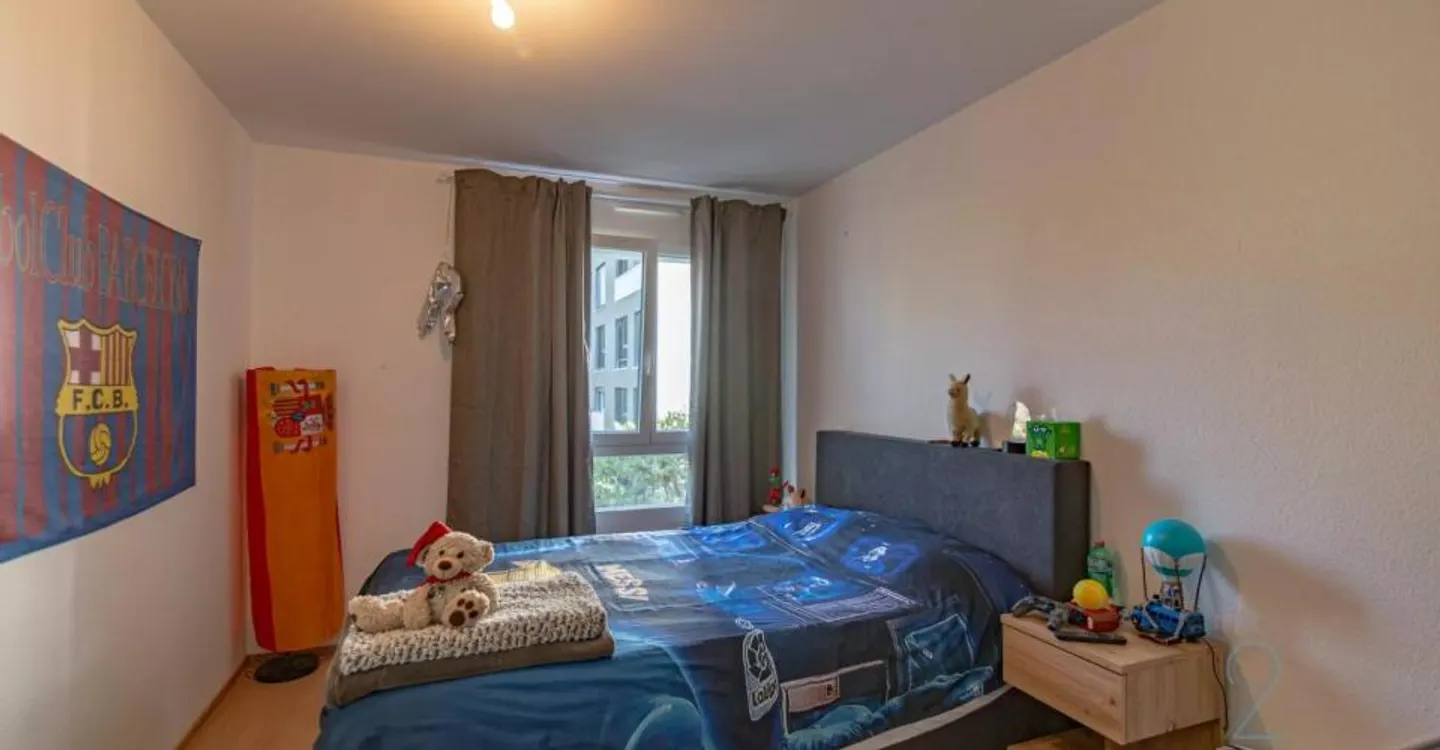 Onex ? 5-room apartment with large balcony, in the heart of amenities - Photo 5 of 7
