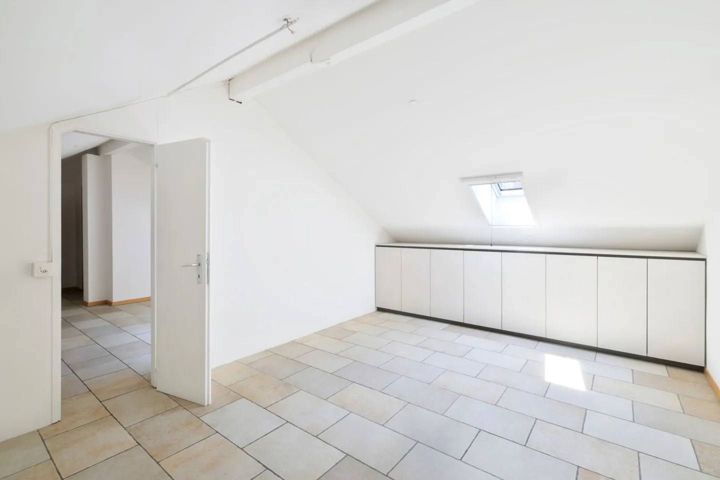 Single-family house with garden in the heart of the old town - Photo 8 of 12