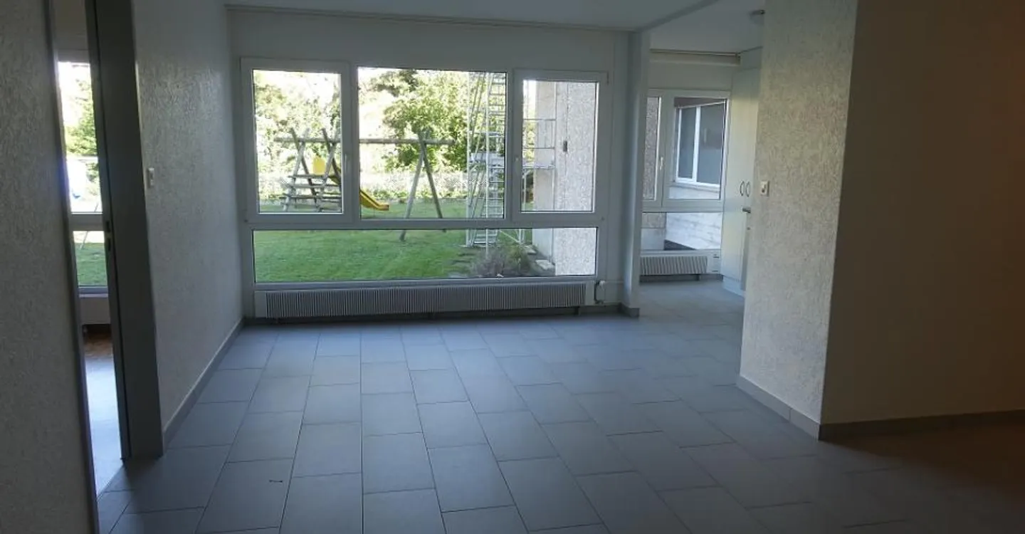 4.5-room apartment on the ground floor - Photo 7 of 9
