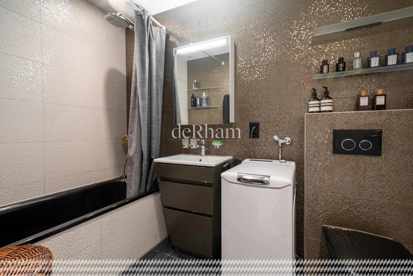 2.5 rooms of 79.5 m² PPE with balcony at the gates of the city center - Photo 6 of 7