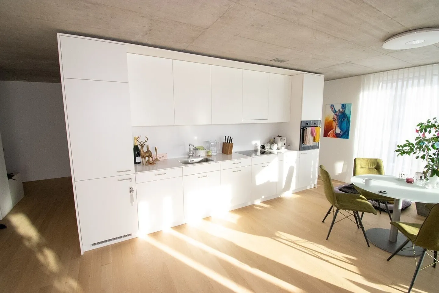 Appartamento moderno e luminoso di 2.5 locali in posizione centrale a Pratteln (65m2) - Foto 3 di 11