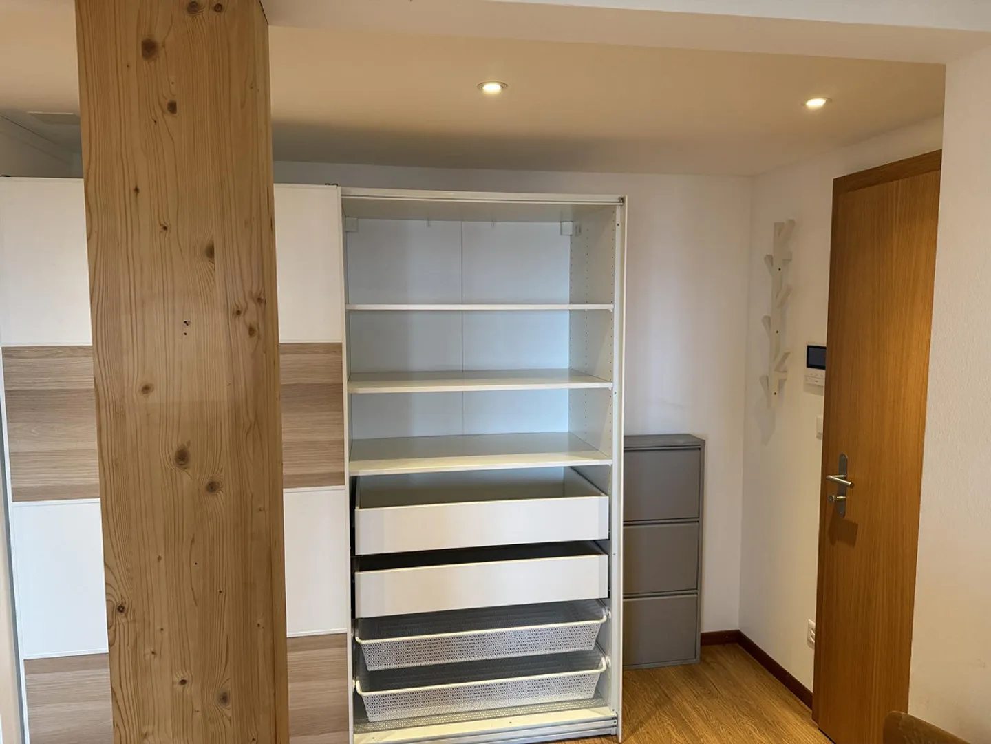 Appartamento ristrutturato, moderno e luminoso in affitto all'ultimo piano - Foto 9 di 17