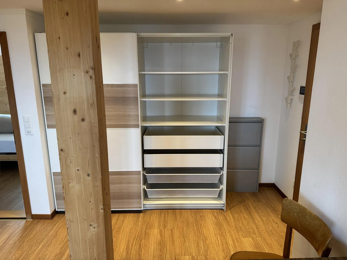 Appartamento ristrutturato, moderno e luminoso in affitto all'ultimo piano - Foto 10 di 17