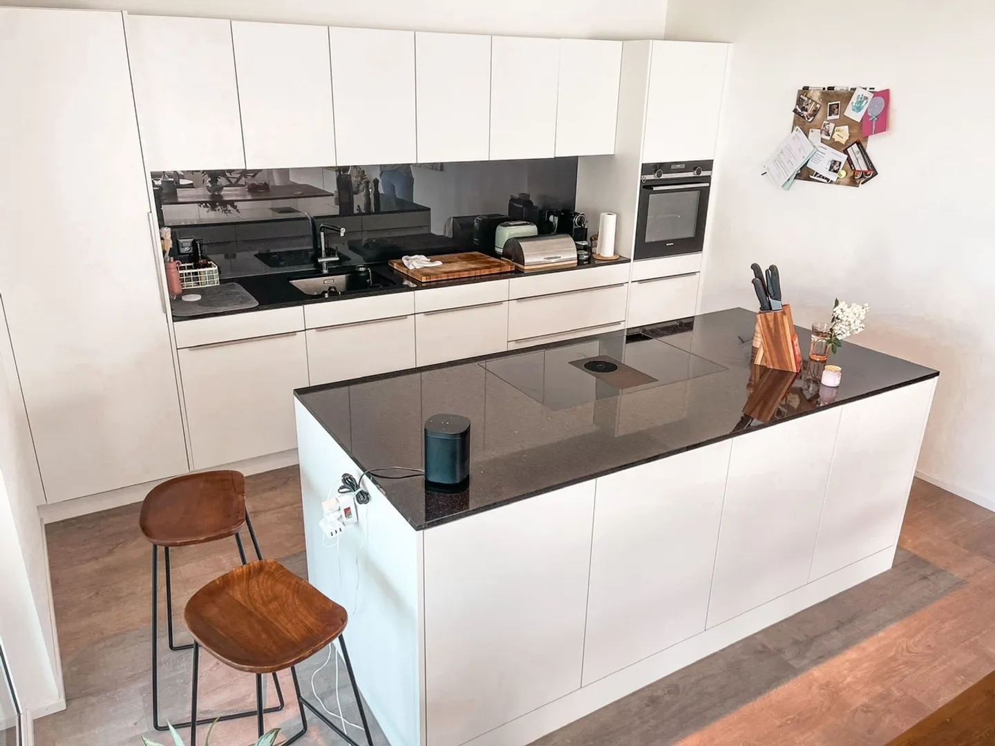 «Stilvoll möblierte 4.5-Zimmer-Wohnung mit Balkon in Büren an der Aare» - Foto 2 von 10