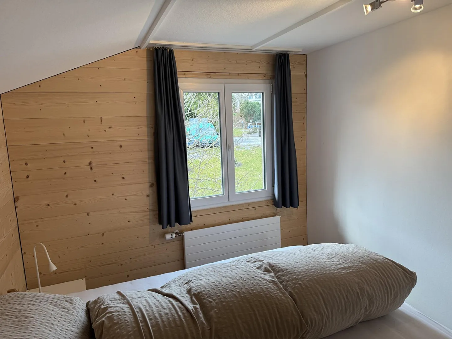 Appartamento ristrutturato, moderno e luminoso in affitto all'ultimo piano - Foto 16 di 17