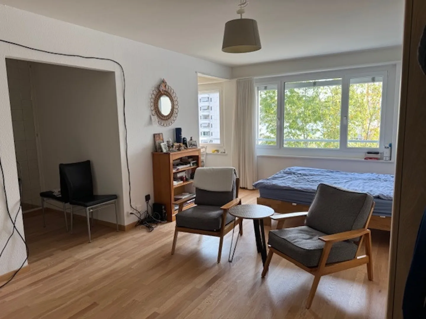 Central Located, Quiet Apartment - Photo 7 of 8