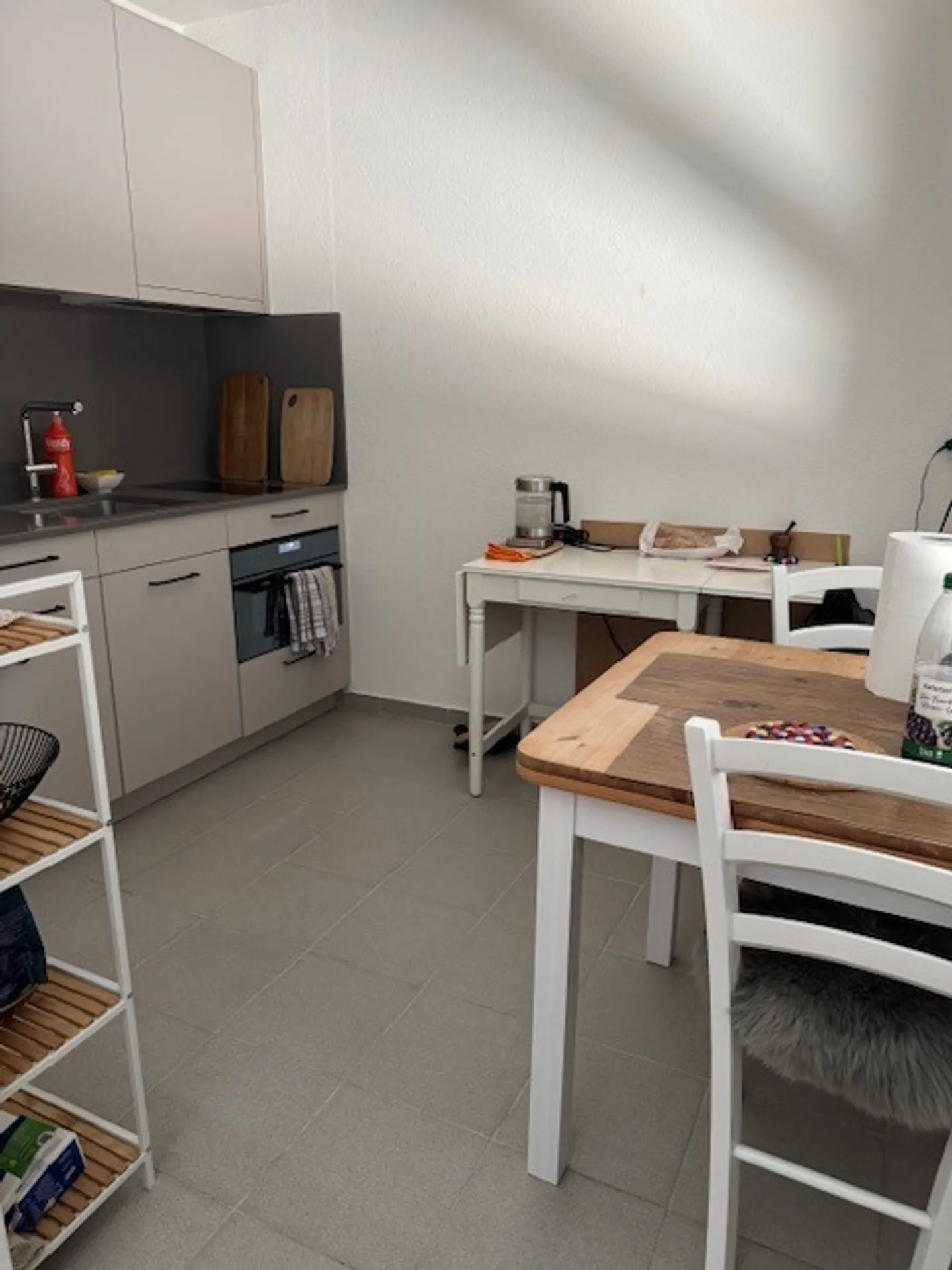 Central Located, Quiet Apartment - Photo 8 of 8