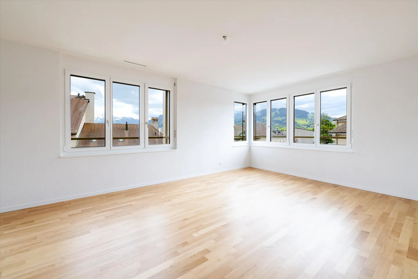 Nouvel Appartement à Bulle - Photo 1 sur 8
