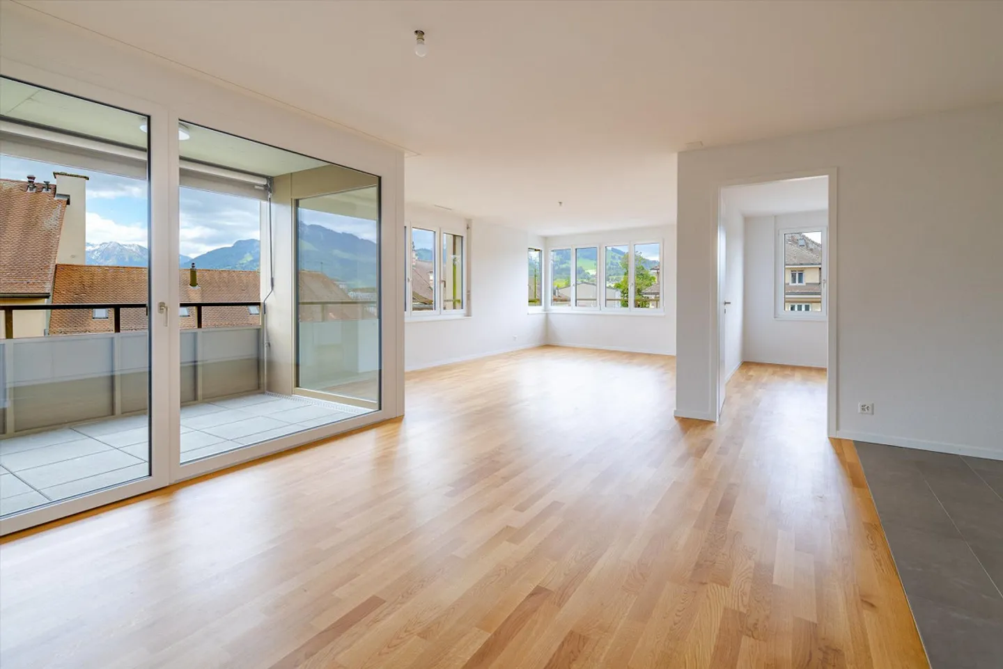 Nouvel Appartement à Bulle - Photo 2 sur 8